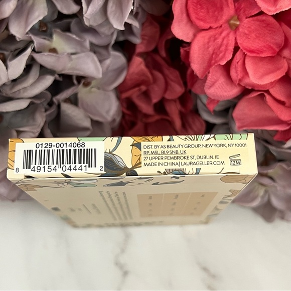 Laura Geller The Casual Collection Multi-Finish Eyeshadow Palette - Picture 8 of 8